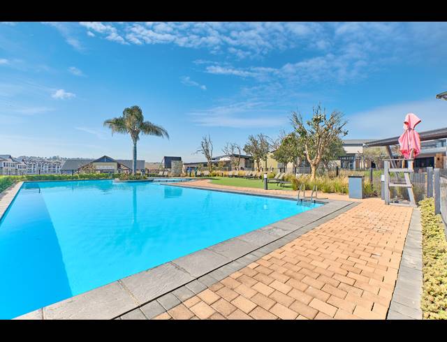2 BEDROOM APARTMENT FOR SALE IN WATERFALL